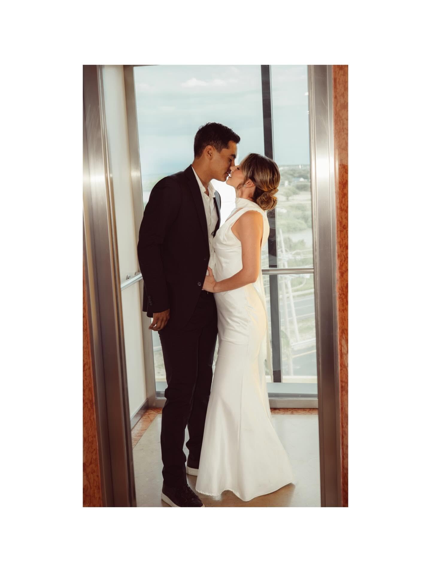 Elegant wedding moment